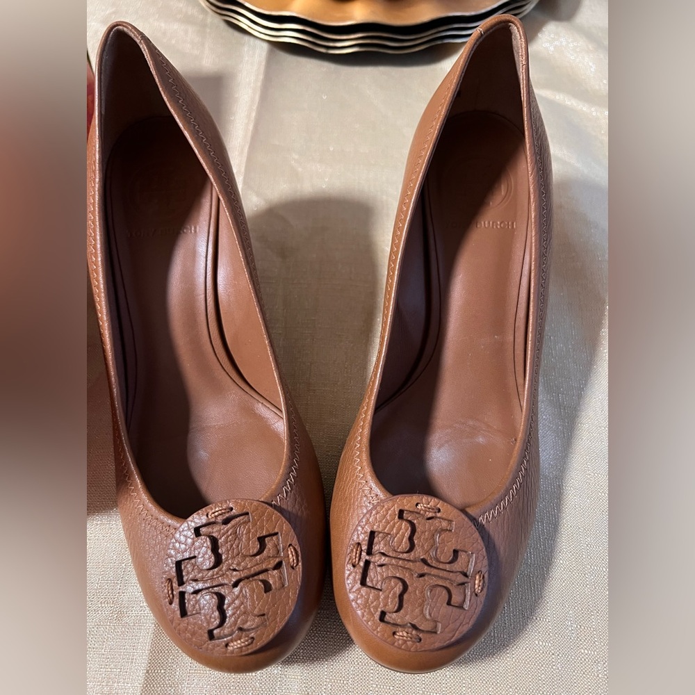 Brown Wedge heels